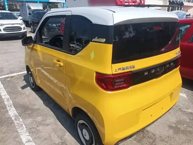 Wuling Hongguang Mini EV — Фото автомобиля 4