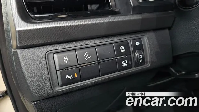 KG_Mobility_Ssangyong Rexton Новый Rexton Sport Дизель 2.2 4WD — Фото автомобиля 27