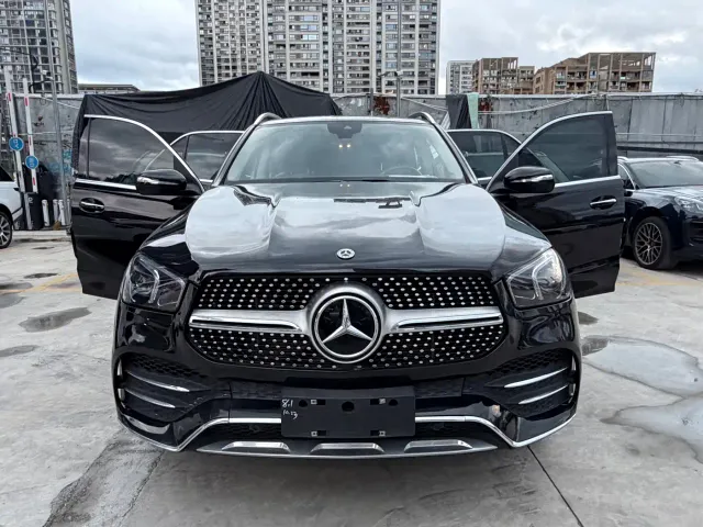 Mercedes-Benz GLE-Class — Фото автомобиля 12