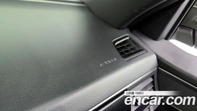 KG_Mobility_Ssangyong Rexton Новый Rexton Sport Khan Дизель 2.2 4WD — Фото автомобиля 25