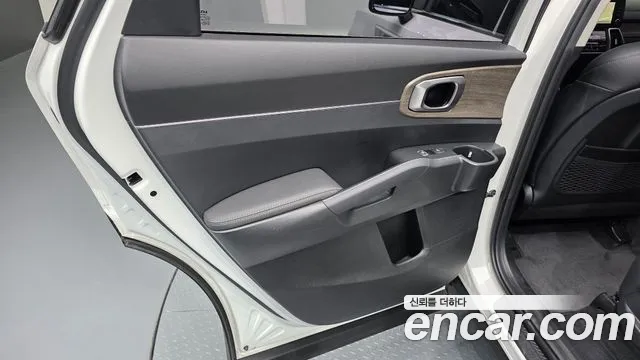 Kia Sorento Sorento 4-е поколение Дизель 2.2 2WD — Фото автомобиля 25