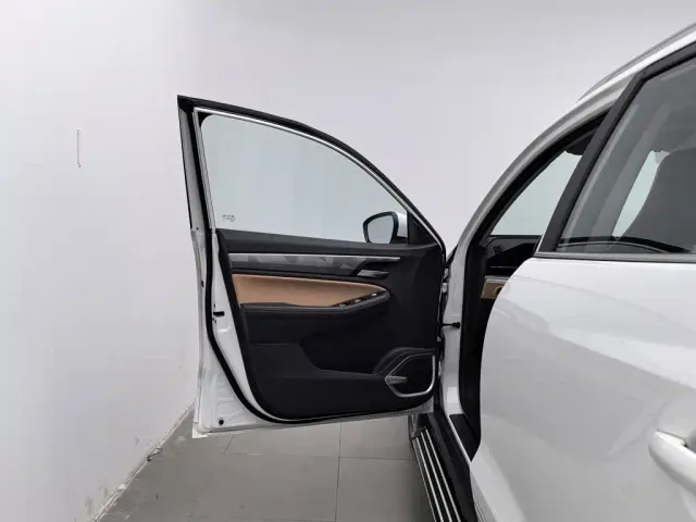 Geely Haoyue PRO — Фото автомобиля 8