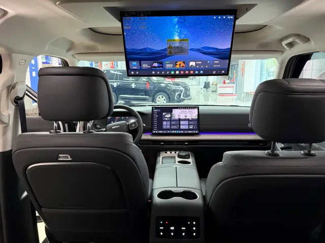 Haval Great Wall H10 — Фото автомобиля 27
