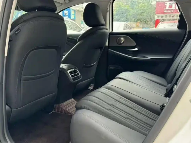 Chery Fulwin A8 — Фото автомобиля 8