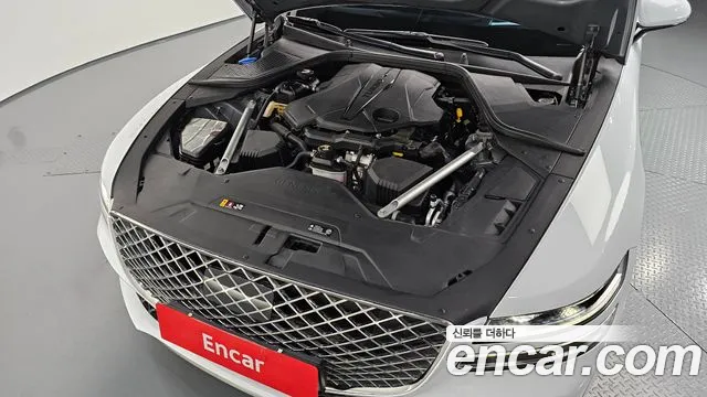 Genesis G80 Бензин 3.5 турбо AWD — Фото автомобиля 5