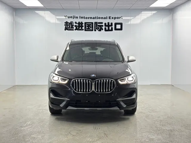 BMW X1 — Фото автомобиля 2