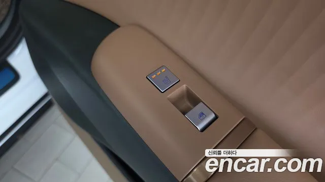 Hyundai Grandeur GN7 — Фото автомобиля 19