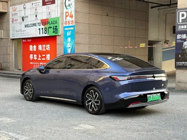 Baojun Xiangjing — Фото автомобиля 7