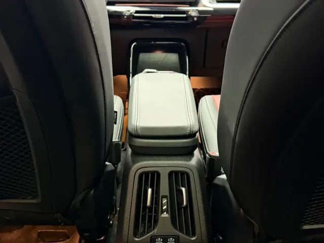BMW X1 — Фото автомобиля 14