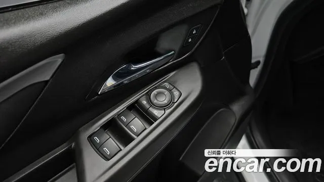 ChevroletGMDaewoo Bolt EV — Фото автомобиля 15