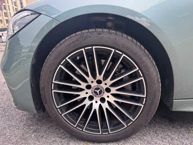 Mercedes-Benz C-Class — Фото автомобиля 3