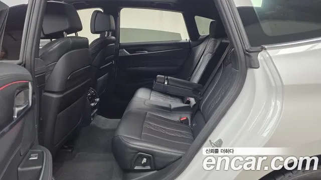 BMW Gran Turismo — Фото автомобиля 11