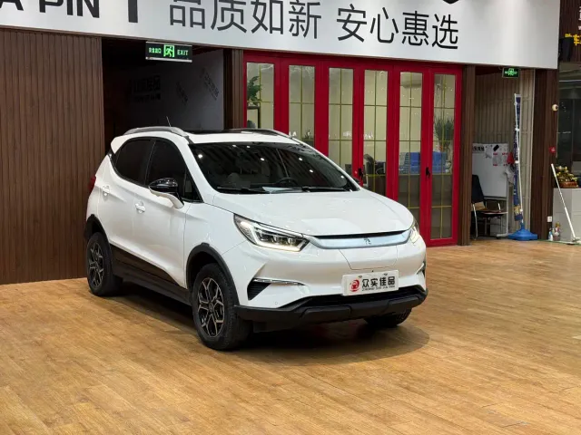 BYD Yuan Pro — Фото автомобиля 3
