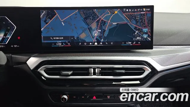 BMW i4 — Фото автомобиля 12
