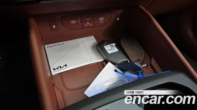 Kia K8 (New) Hybrid — Фото автомобиля 29