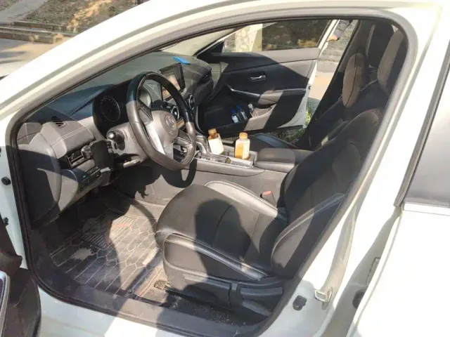 Nissan Sylphy — Фото автомобиля 11
