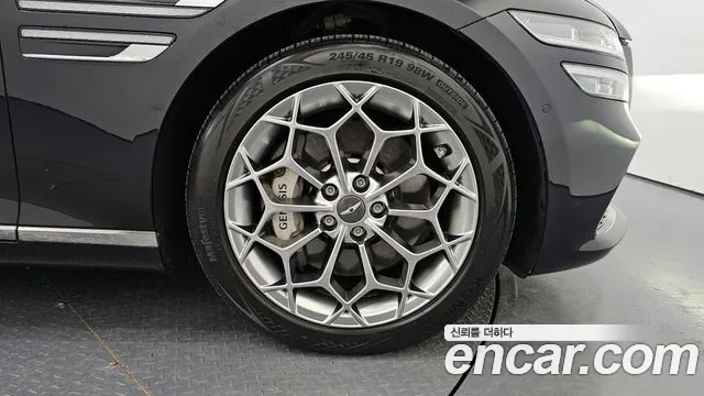 Genesis G80 Бензин 2.5 турбо AWD — Фото автомобиля 20