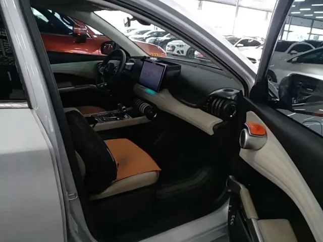 BYD Yuan PLUS — Фото автомобиля 24