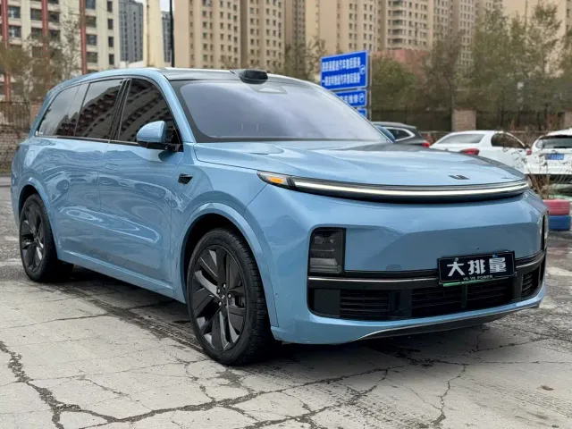 Li Auto L9 — Фото автомобиля 3