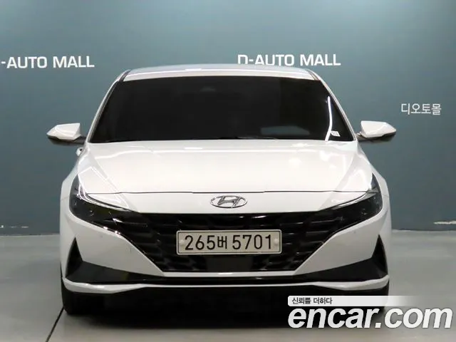 Hyundai Avante CN7 — Фото автомобиля 3