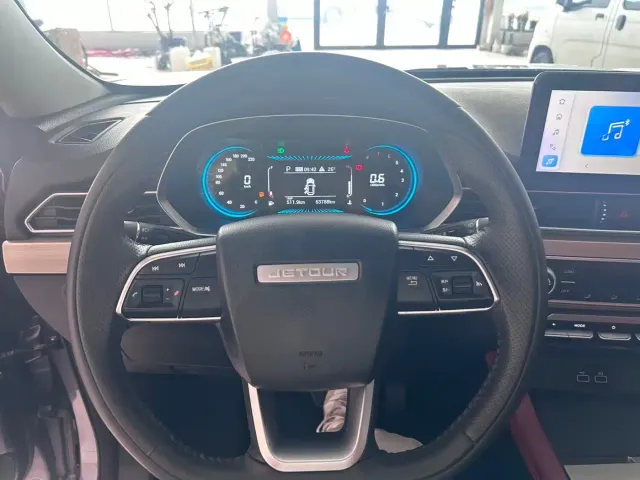 Jetour X70 — Фото автомобиля 7