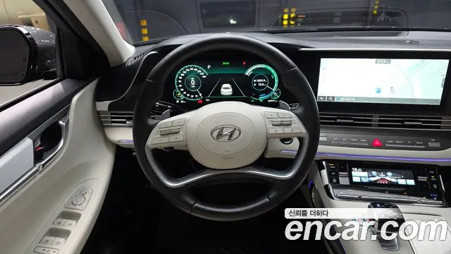 Hyundai Grandeur — Фото автомобиля 12