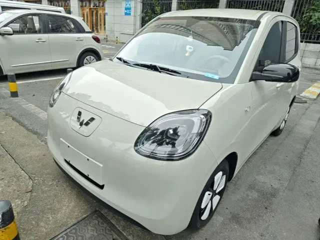 Фотография автомобиля — Wuling Hongguang Mini EV