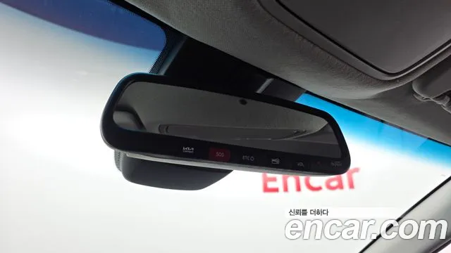 Kia Niro — Фото автомобиля 24