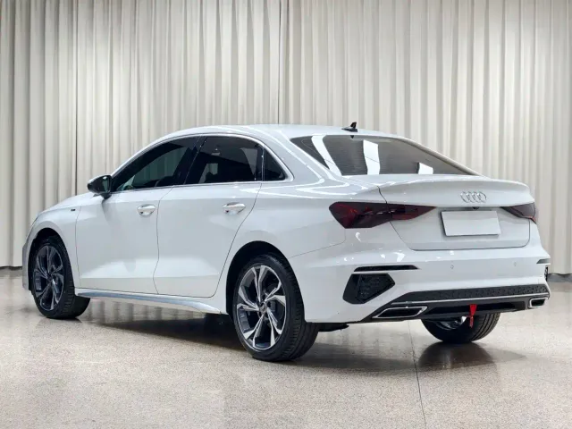 Audi A3 — Фото автомобиля 4