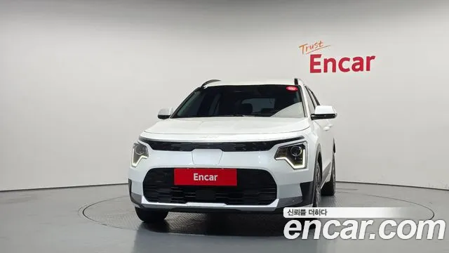 Kia Niro — Фото автомобиля 3