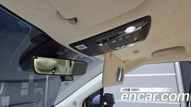 Kia Carnival 4th Gen — Фото автомобиля 30