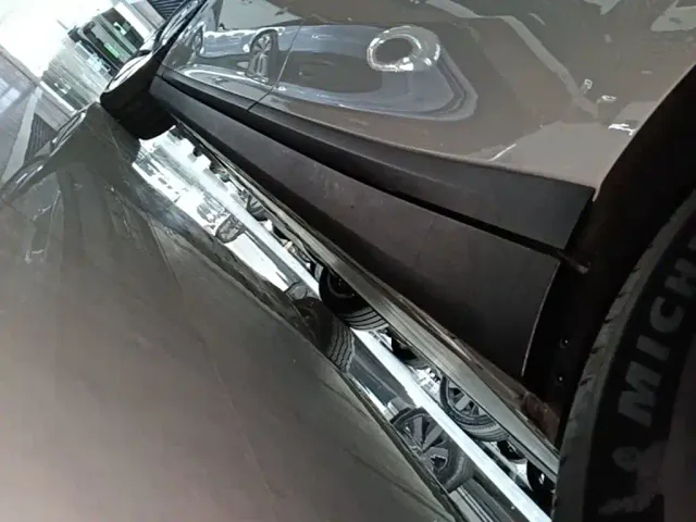 Li Auto i8 — Фото автомобиля 21