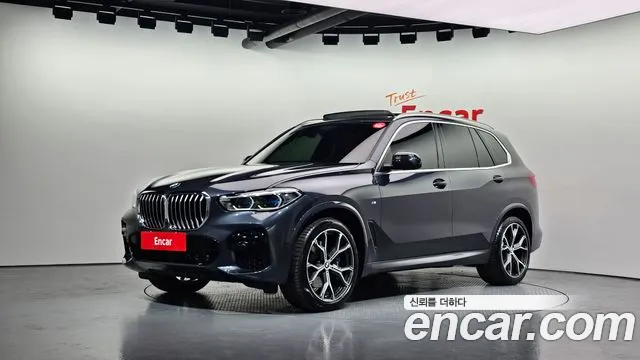 Фотография автомобиля — BMW X5 G05
