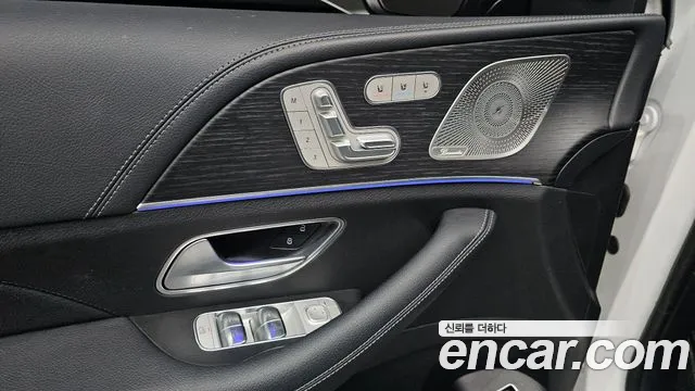 Mercedes-Benz GLE-Class — Фото автомобиля 17