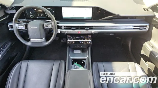 Hyundai Grandeur GN7 — Фото автомобиля 10