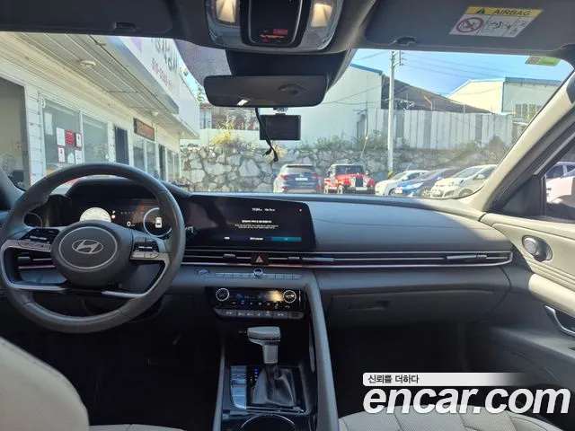 Hyundai Avante CN7 — Фото автомобиля 7