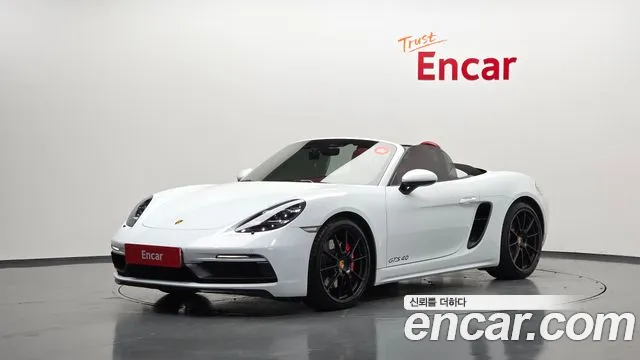 Фотография автомобиля — Porsche 718
