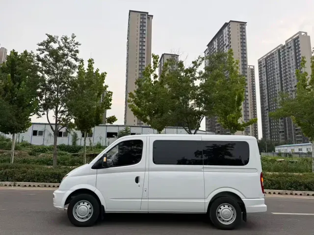 Maxus Xintu V80 — Фото автомобиля 4