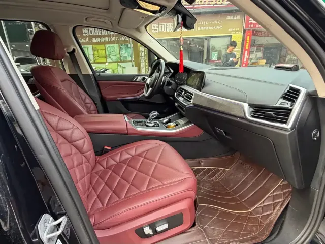 BMW X5 — Фото автомобиля 4