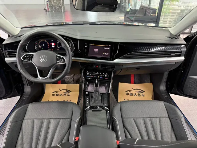 Volkswagen Passat — Фото автомобиля 13