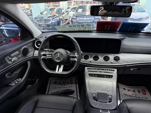Mercedes-Benz E-Class — Фото автомобиля 9