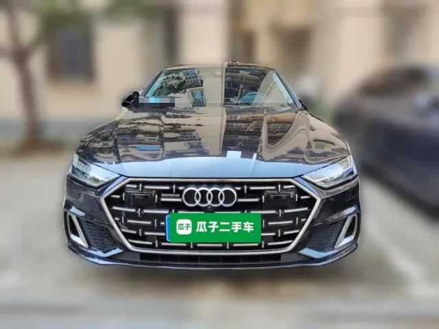 Audi A7L — Фото автомобиля 2