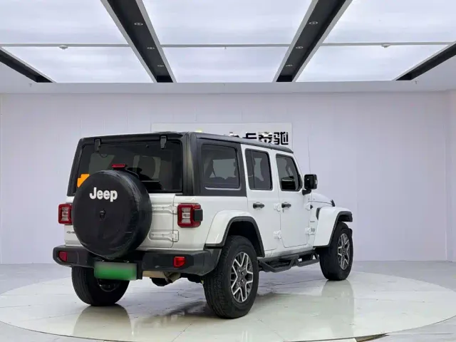 Jeep Wrangler 4xe — Фото автомобиля 5
