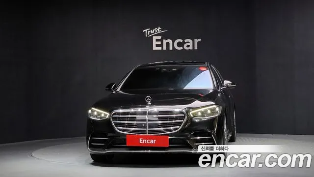 Mercedes-Benz S-Class — Фото автомобиля 3