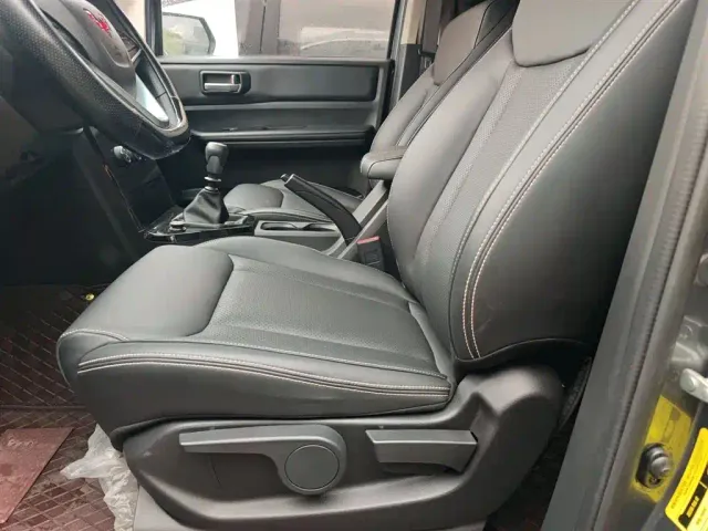 Wuling Zhengcheng — Фото автомобиля 4