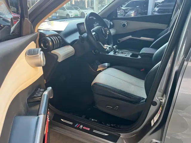 BYD Yuan PLUS — Фото автомобиля 8