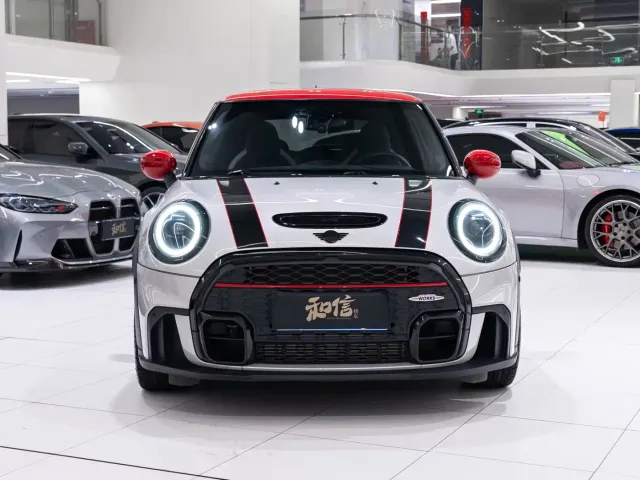 MINI John Cooper Works — Фото автомобиля 3