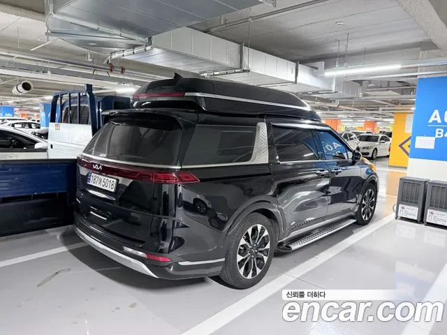 Kia Carnival — Фото автомобиля 4