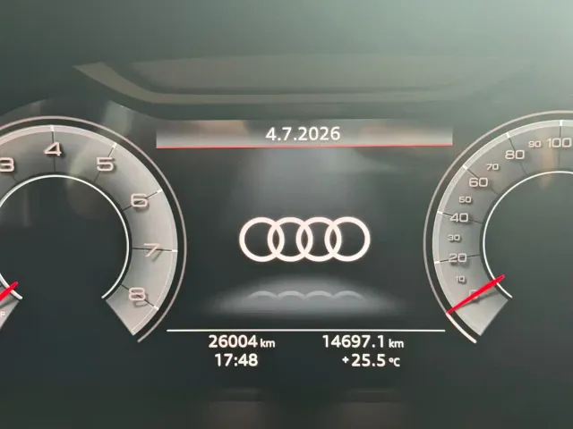 Audi Q3 — Фото автомобиля 15