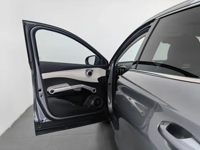 BYD Yuan PLUS — Фото автомобиля 8
